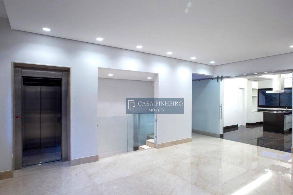 Casa à venda com 4 quartos, 573m² - Foto 3