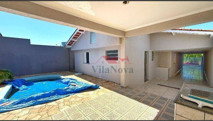 Casa, 3 quartos, 179 m² - Foto 1
