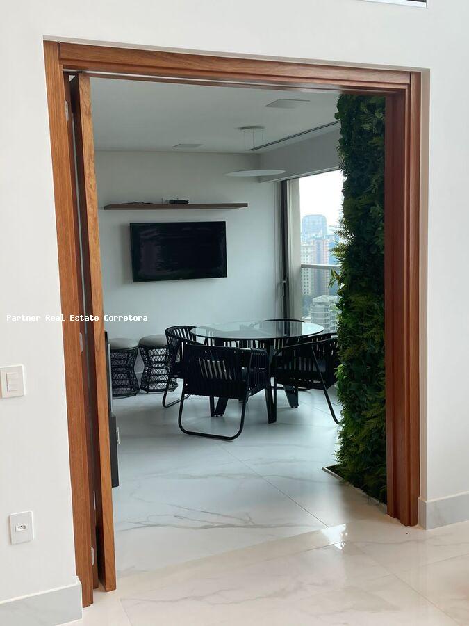 Apartamento à venda com 3 quartos, 275m² - Foto 37