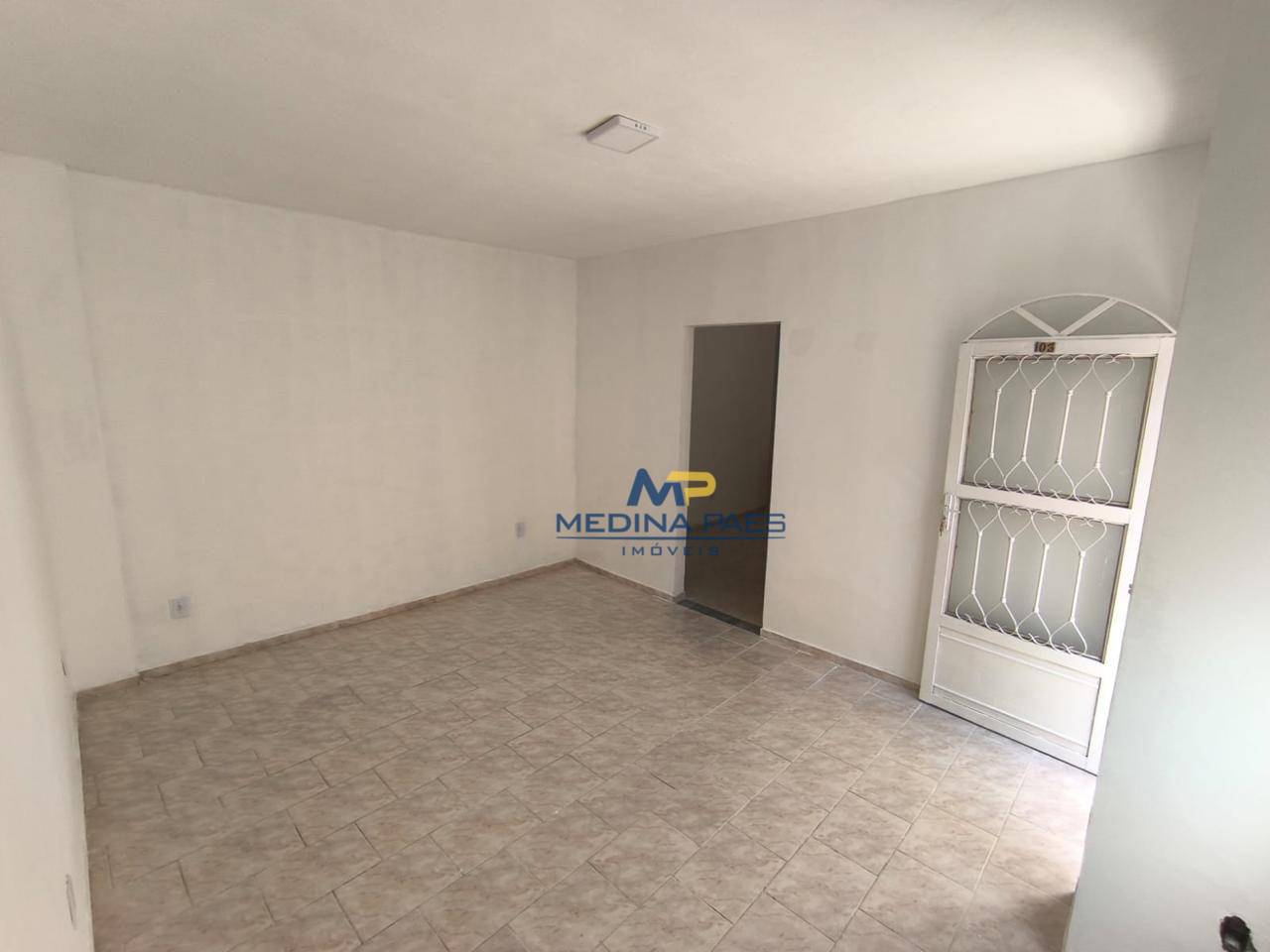 Casa à venda com 1 quarto, 45M2 - Foto 3