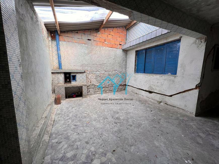 Casa à venda com 3 quartos, 200m² - Foto 18