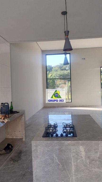 Casa de Condomínio à venda e aluguel com 3 quartos, 198m² - Foto 21