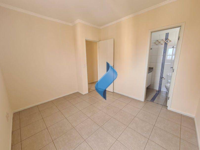 Apartamento para alugar com 2 quartos, 71m² - Foto 11