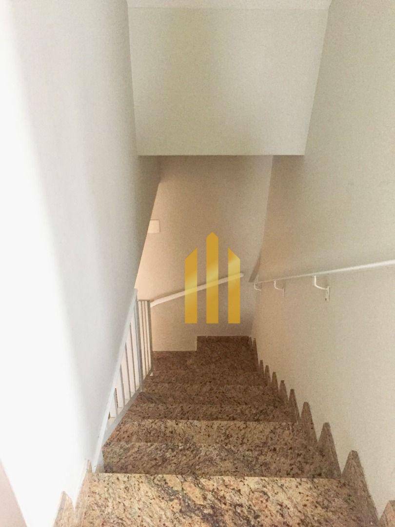 Sobrado à venda com 3 quartos, 157m² - Foto 13