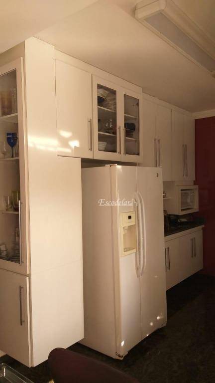 Apartamento à venda com 3 quartos, 144m² - Foto 20