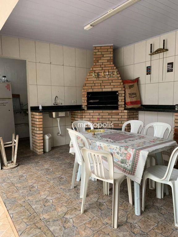 Casa à venda com 3 quartos, 296m² - Foto 12