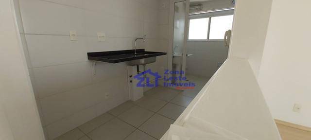 Apartamento à venda com 3 quartos, 59m² - Foto 3