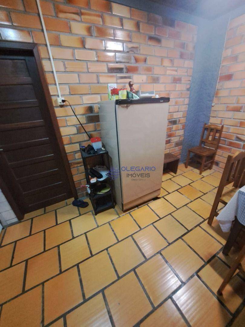 Casa à venda com 3 quartos, 120m² - Foto 12