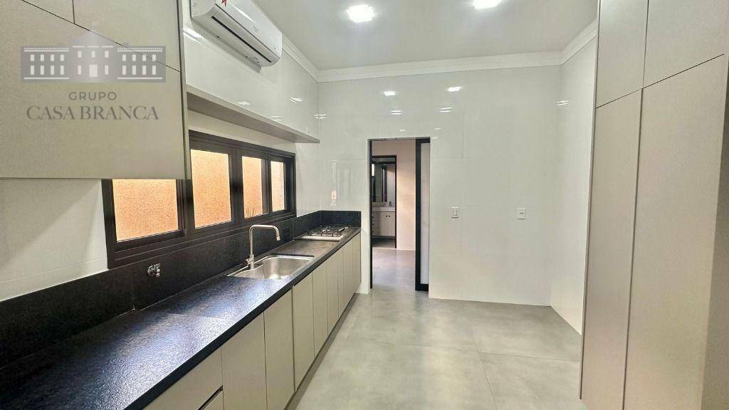 Casa de Condomínio para alugar com 3 quartos, 473m² - Foto 9