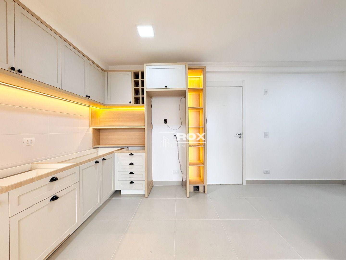 Apartamento à venda com 2 quartos, 58m² - Foto 11