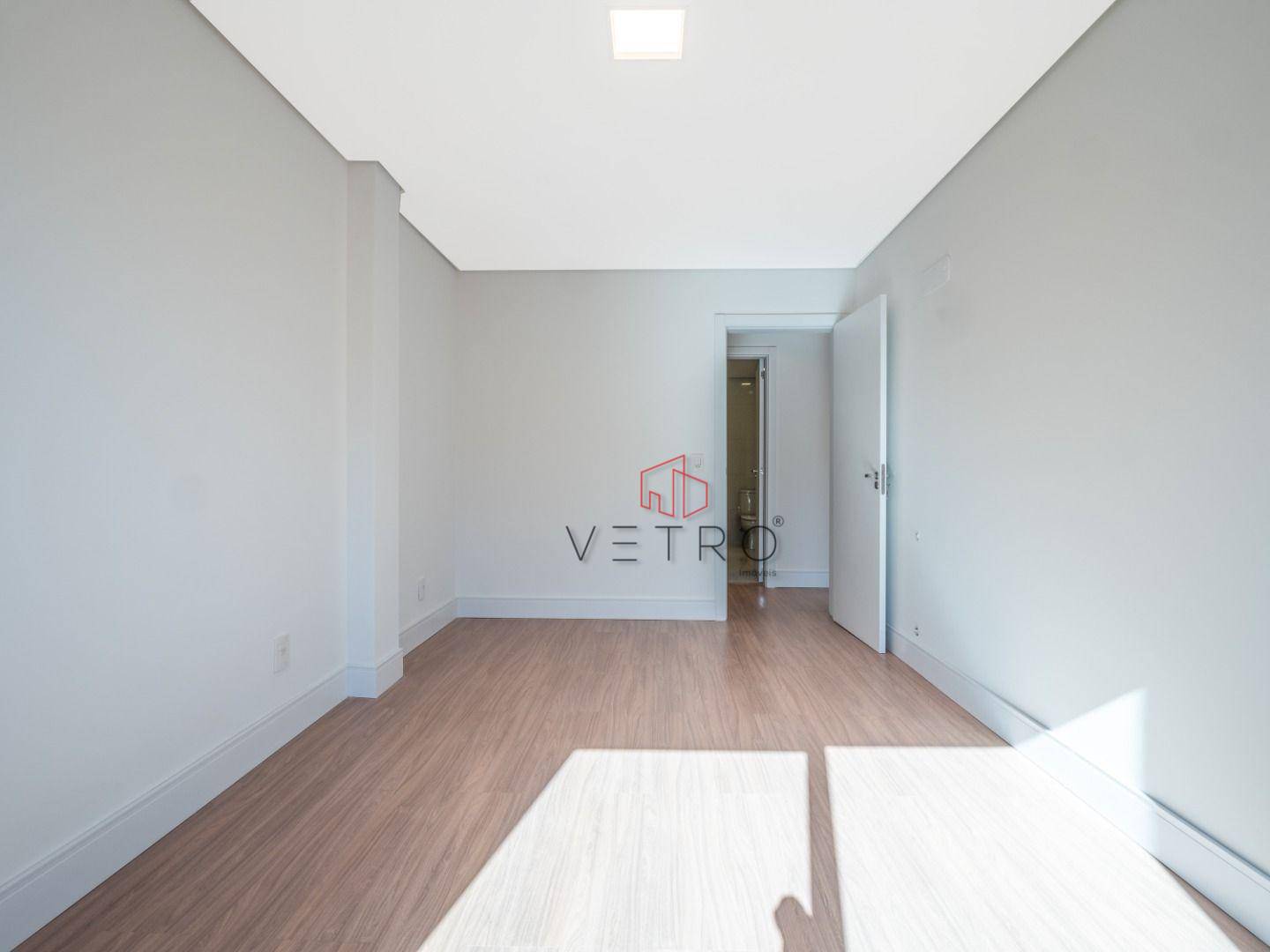 Apartamento à venda com 3 quartos, 200m² - Foto 16