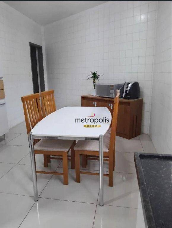 Sobrado, 3 quartos, 212 m² - Foto 2