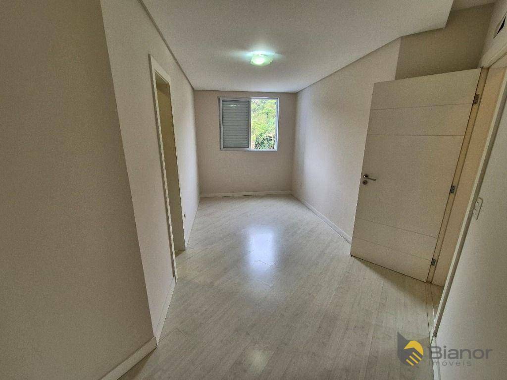 Apartamento à venda com 3 quartos, 110m² - Foto 23