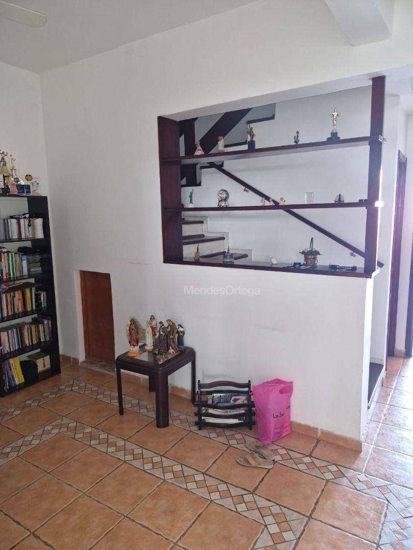 Casa à venda com 4 quartos, 458m² - Foto 12