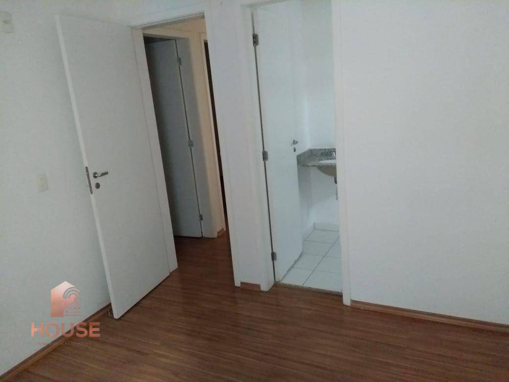 Apartamento à venda com 3 quartos, 79m² - Foto 9