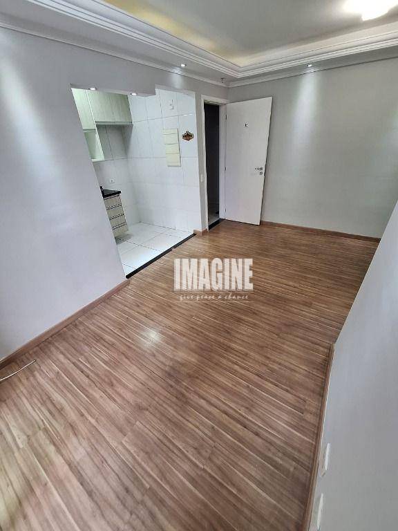 Apartamento à venda com 2 quartos, 48m² - Foto 5