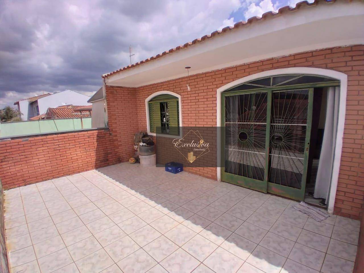 Casa à venda com 3 quartos, 172m² - Foto 1