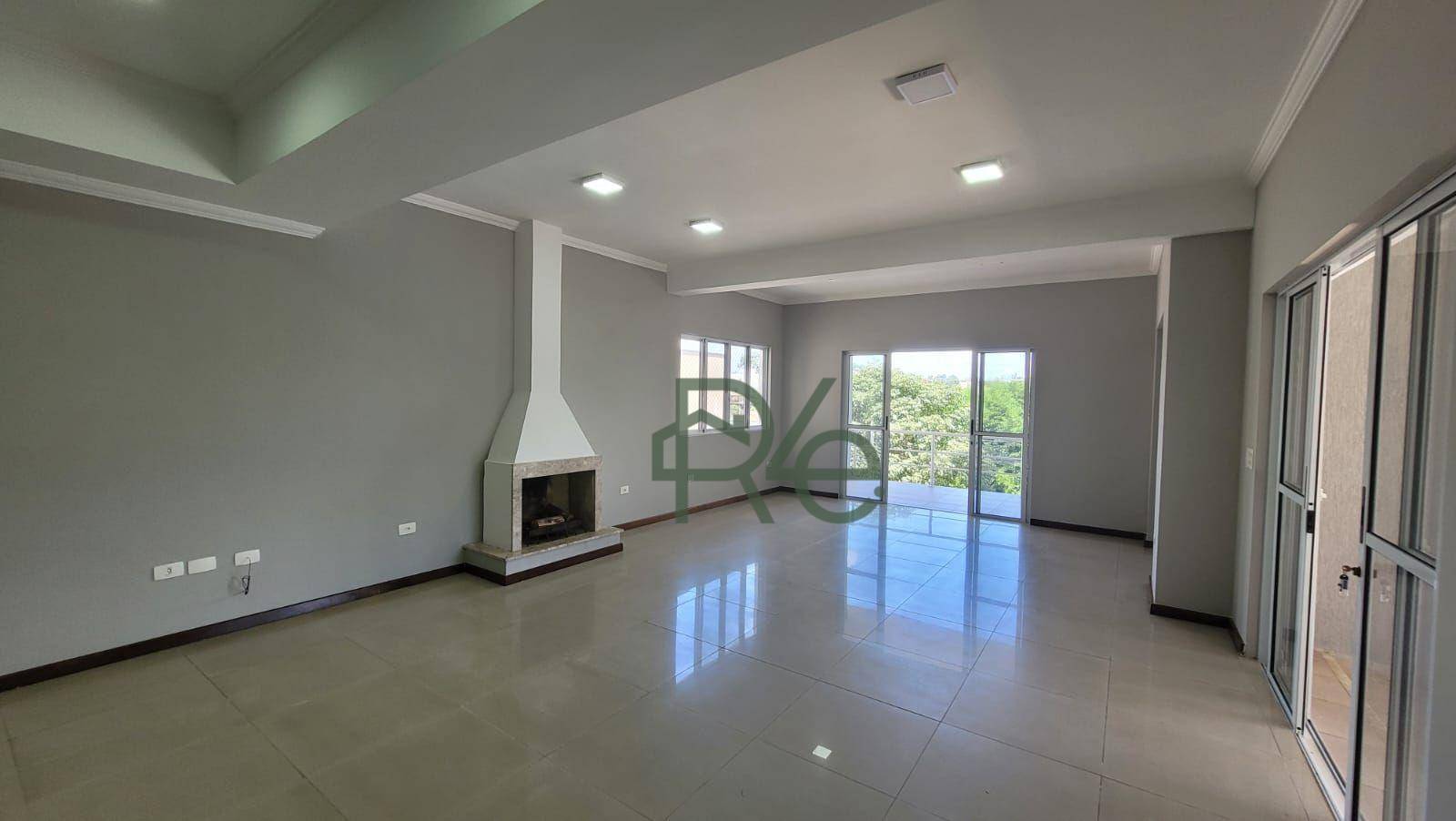 Casa de Condomínio à venda com 4 quartos, 323m² - Foto 3