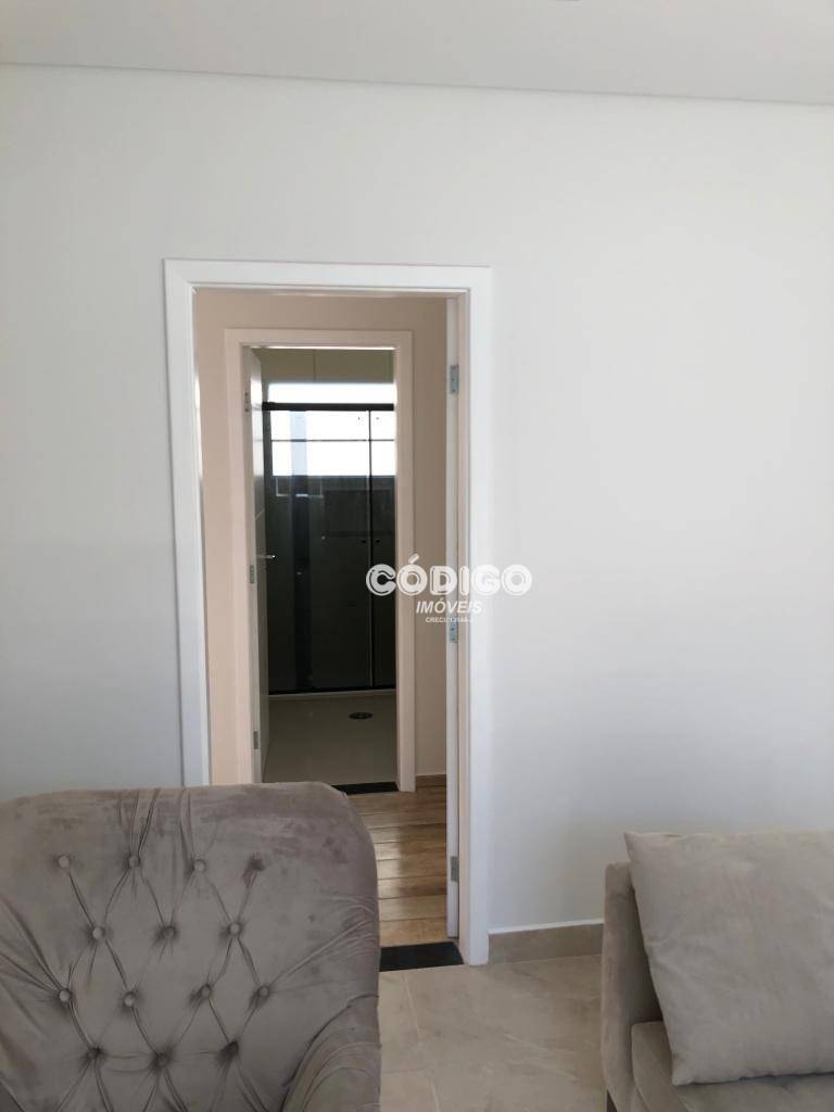 Casa à venda com 3 quartos, 300m² - Foto 25