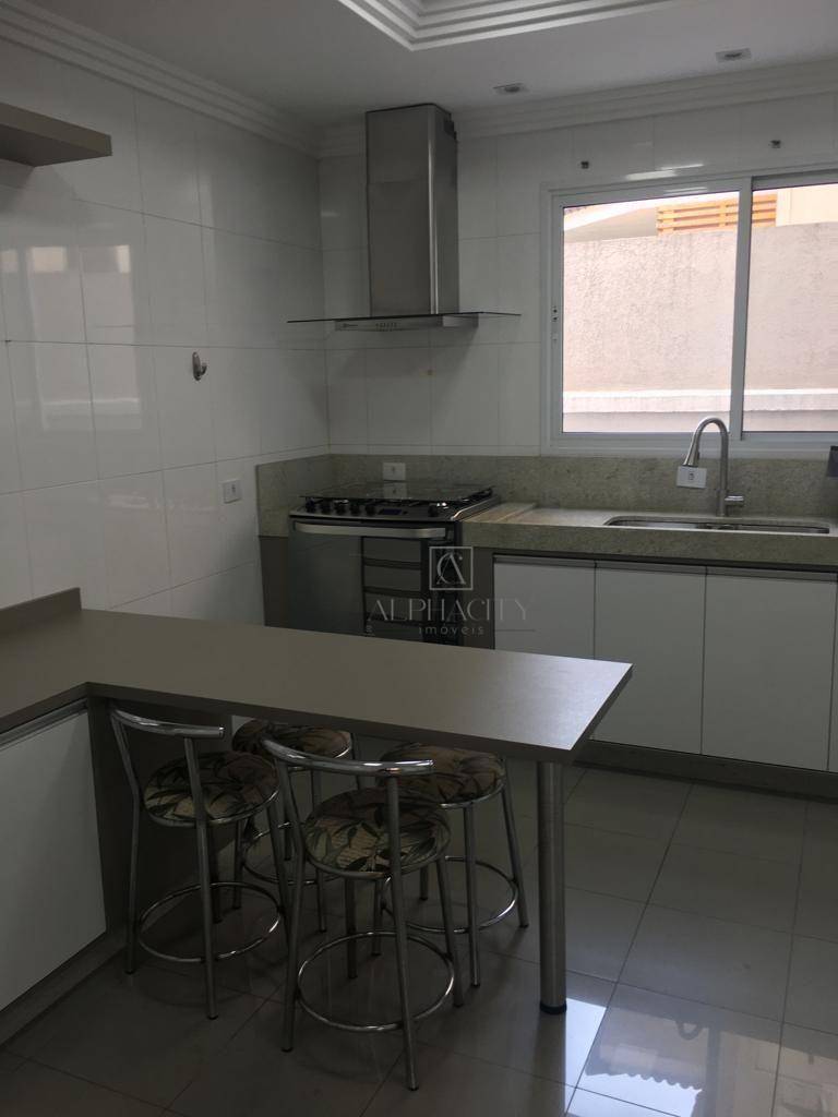 Casa de Condomínio à venda com 4 quartos, 300m² - Foto 17