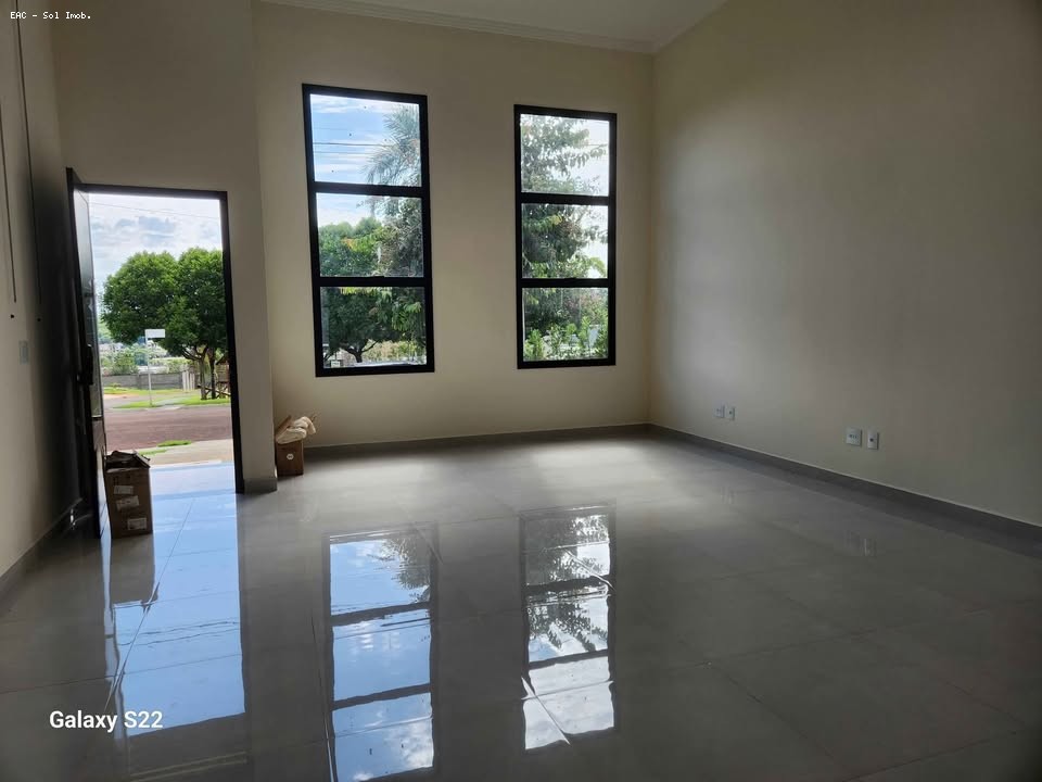 Casa de Condomínio à venda com 3 quartos, 150m² - Foto 3