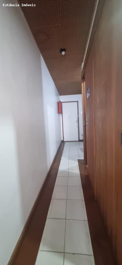 Apartamento à venda com 1 quarto, 45m² - Foto 9