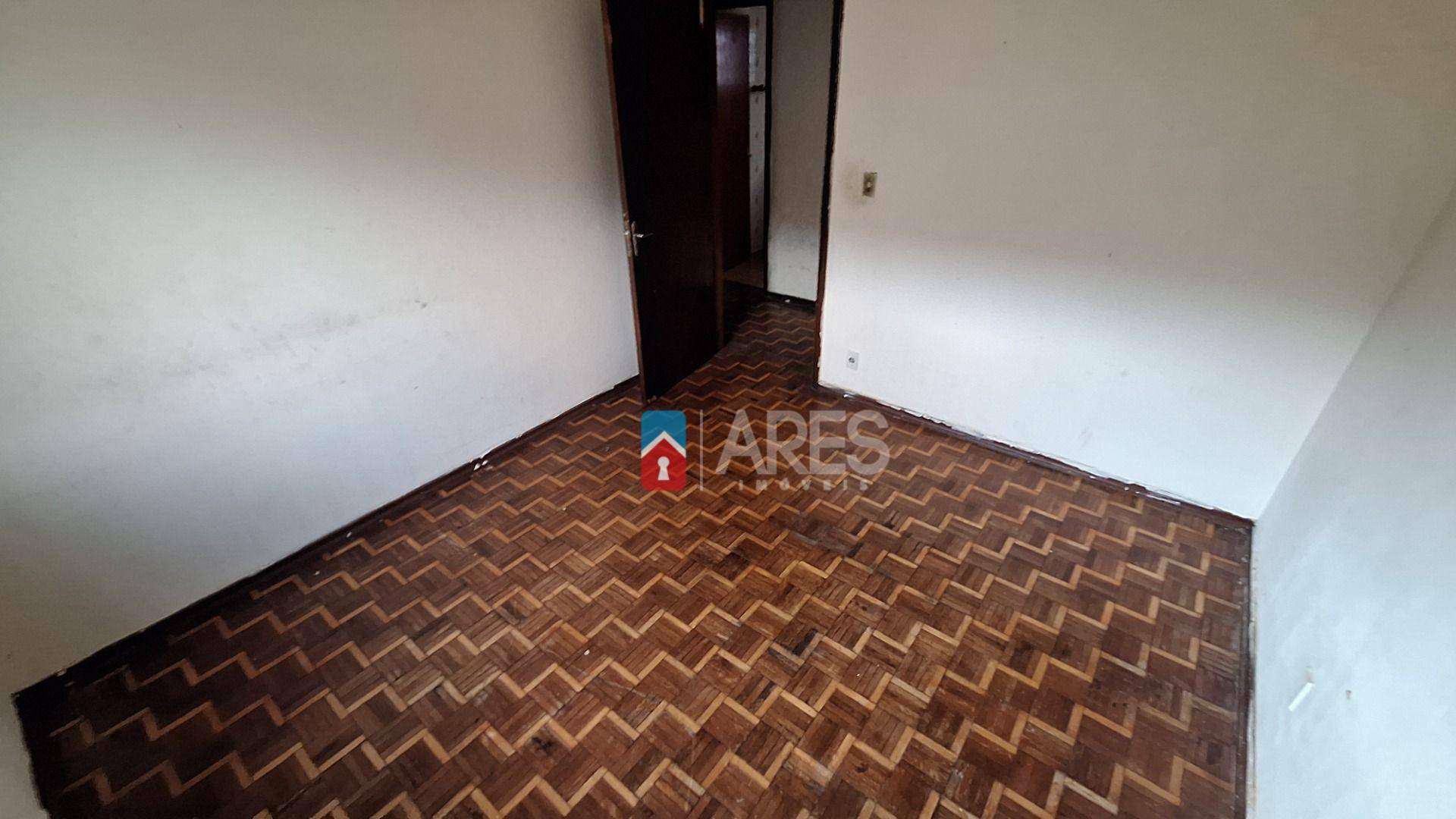 Casa para alugar com 3 quartos, 157m² - Foto 8