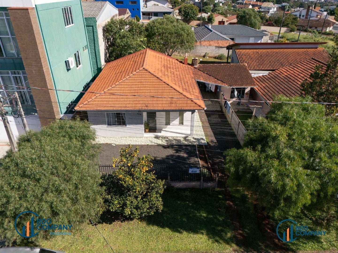 Casa à venda com 2 quartos, 80m² - Foto 3