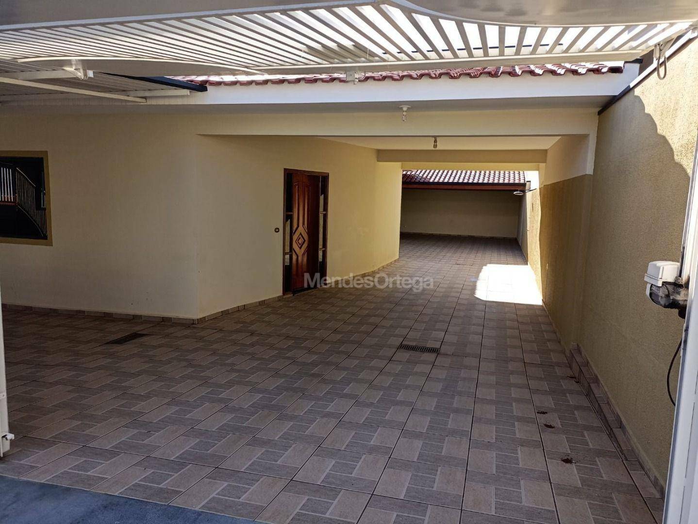 Casa à venda com 2 quartos, 120m² - Foto 3