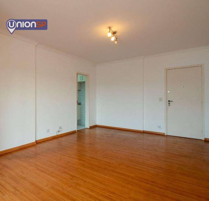 Apartamento à venda com 2 quartos, 68m² - Foto 3