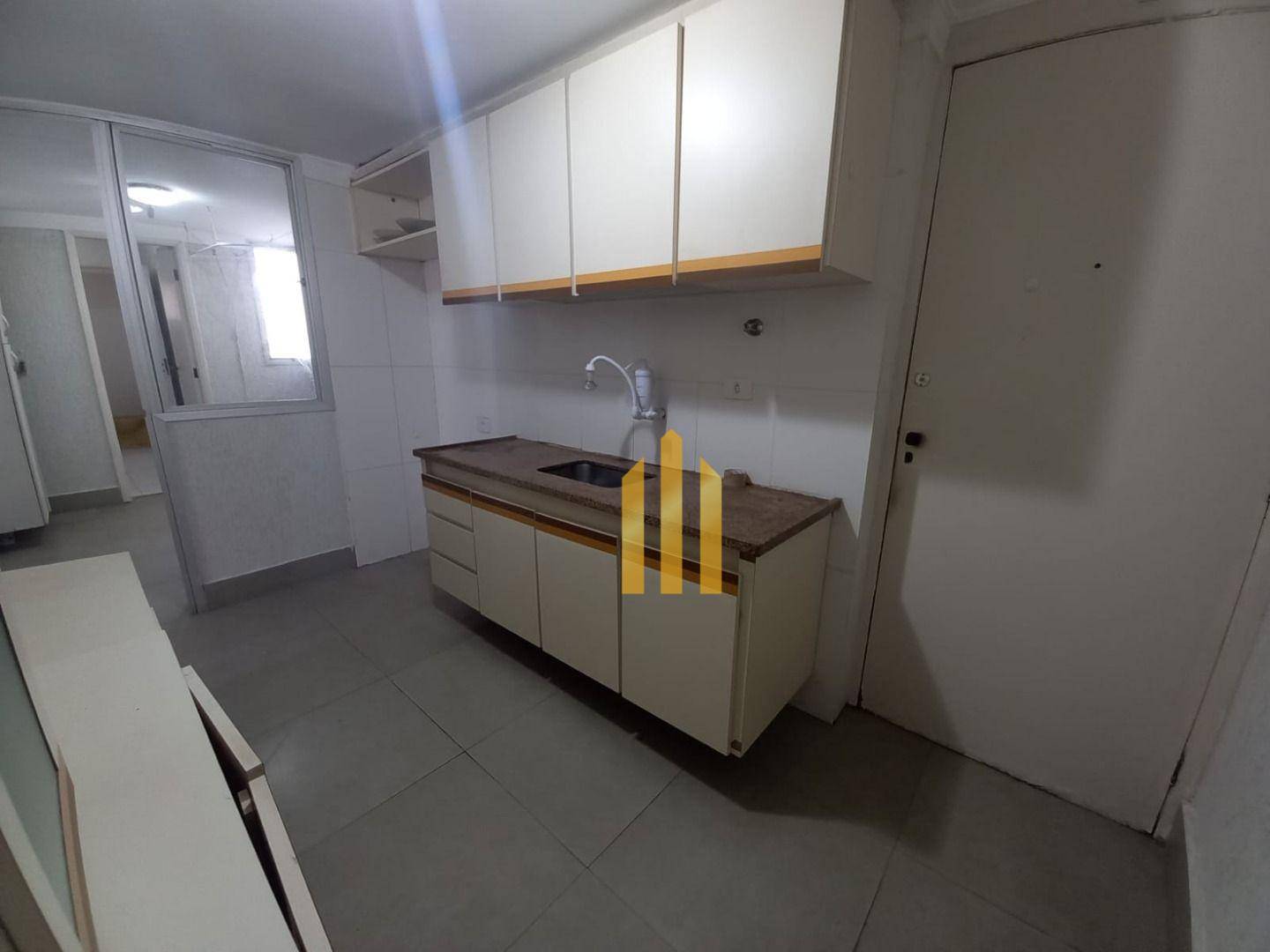 Apartamento para alugar com 3 quartos, 90m² - Foto 46