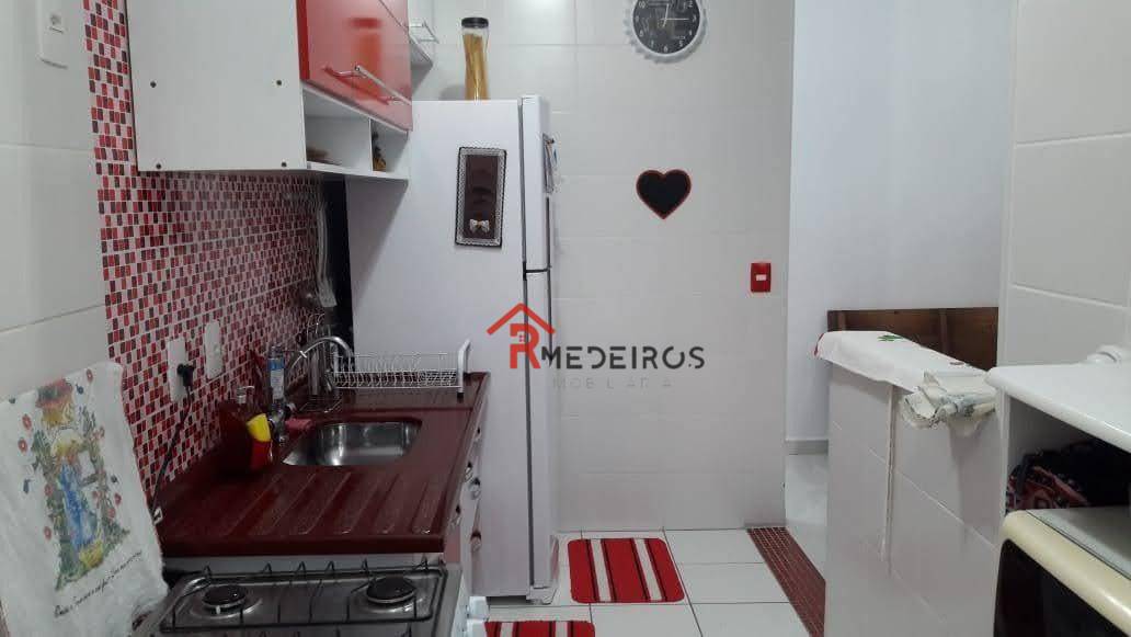 Apartamento à venda com 2 quartos, 47m² - Foto 2