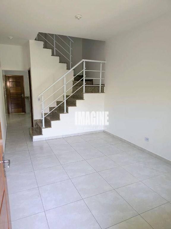 Sobrado à venda com 2 quartos, 84m² - Foto 3