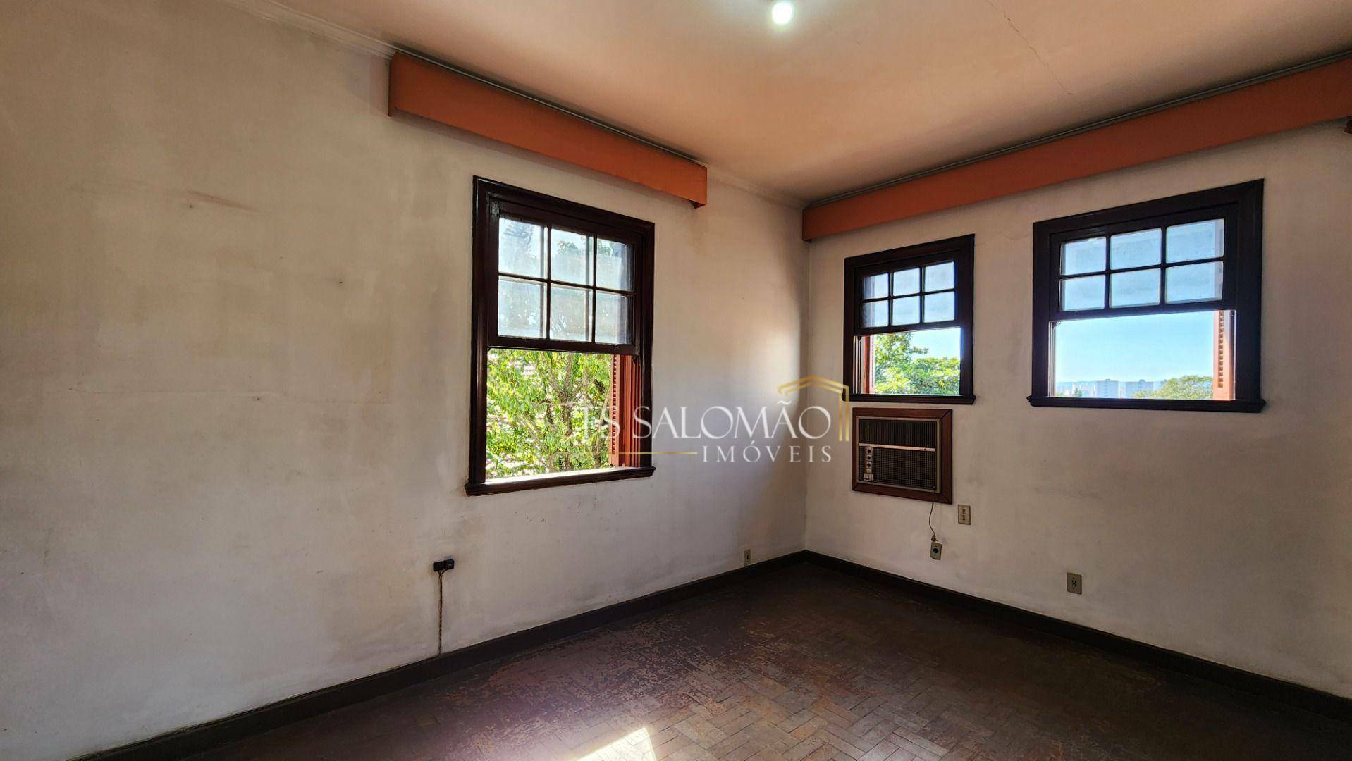 Casa à venda com 3 quartos, 301m² - Foto 24