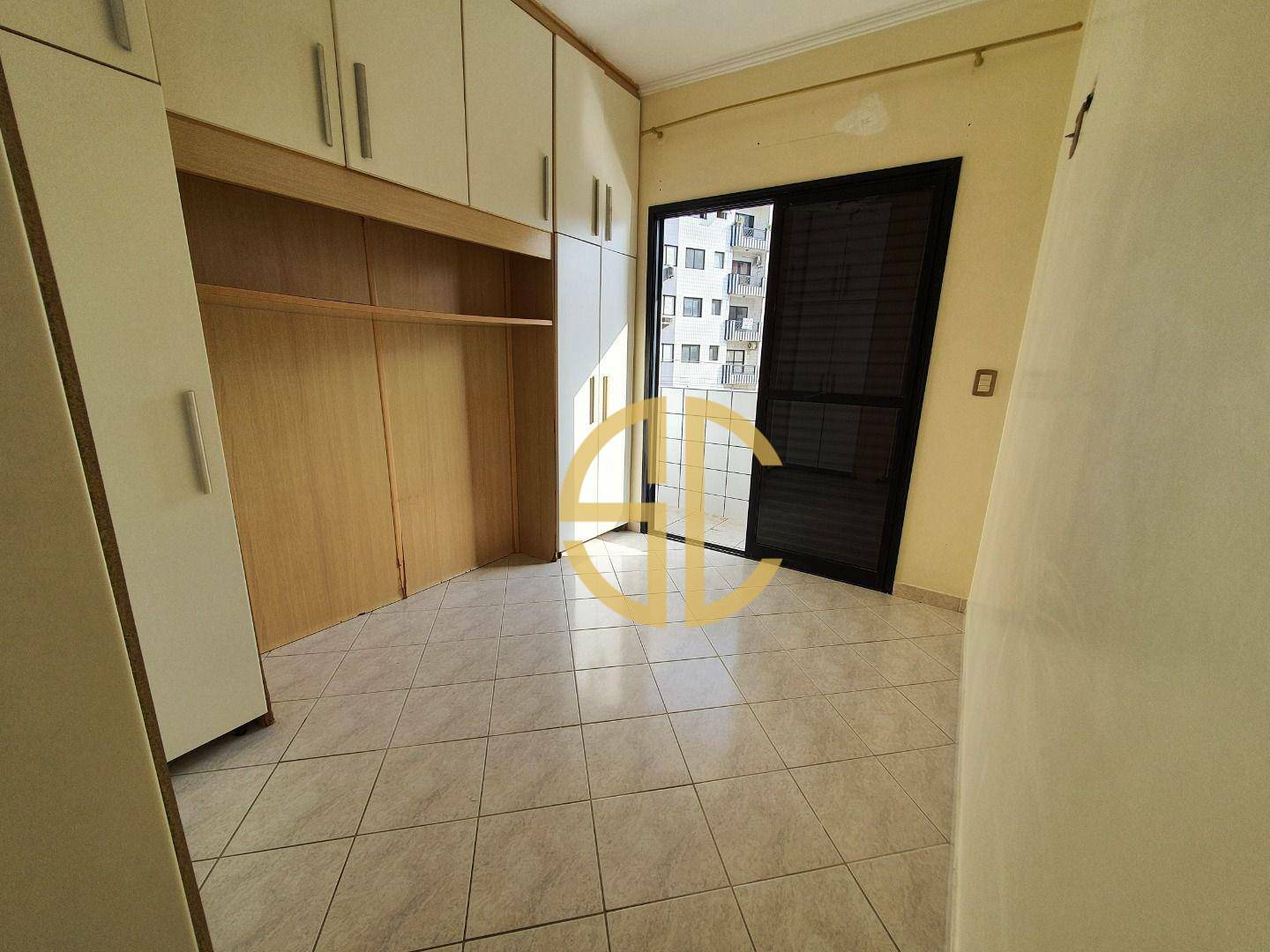 Apartamento à venda com 2 quartos, 81m² - Foto 23