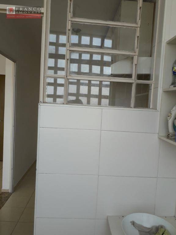 Apartamento à venda com 2 quartos, 60m² - Foto 16