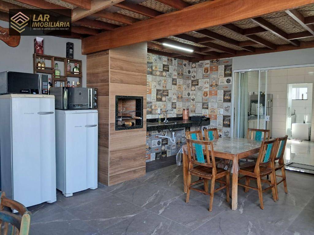 Casa à venda com 3 quartos, 190m² - Foto 14