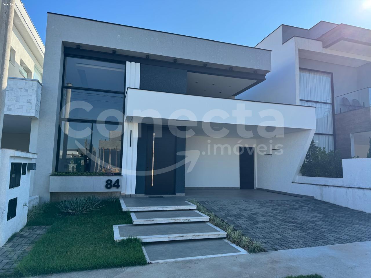 Casa de Condomínio à venda com 3 quartos, 232m² - Foto 2