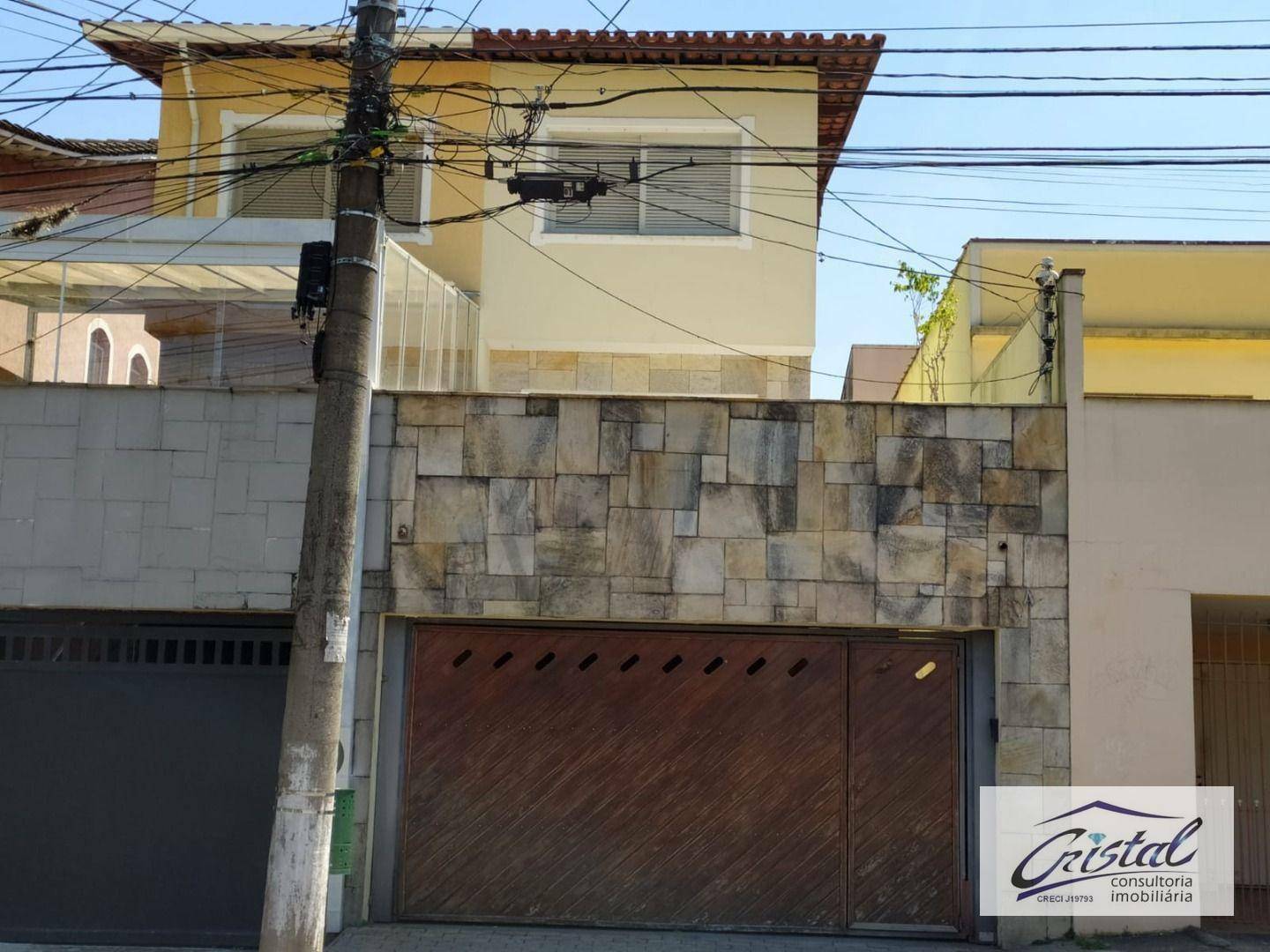 Casa para alugar com 3 quartos, 149m² - Foto 1