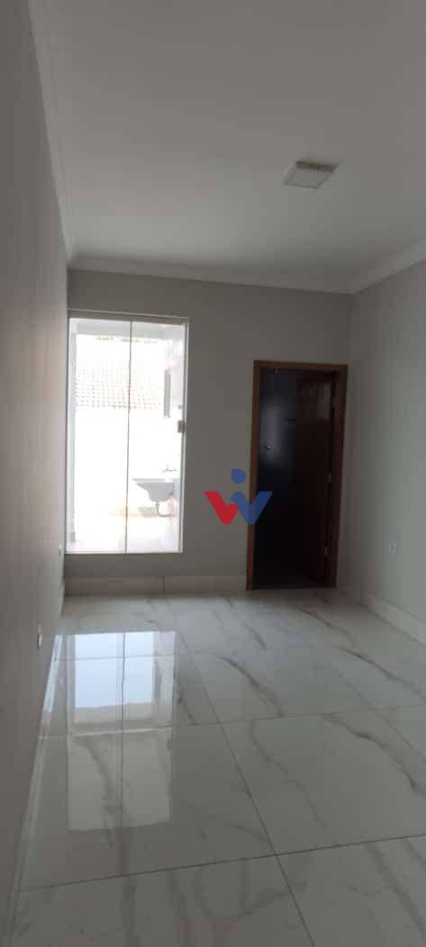 Casa à venda com 3 quartos, 106m² - Foto 11