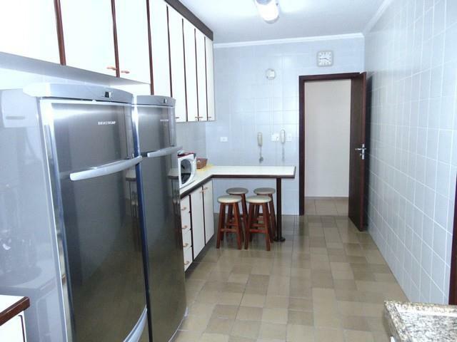 Apartamento à venda com 4 quartos, 200m² - Foto 47