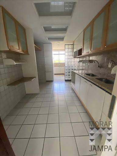 Apartamento à venda com 3 quartos, 121m² - Foto 8