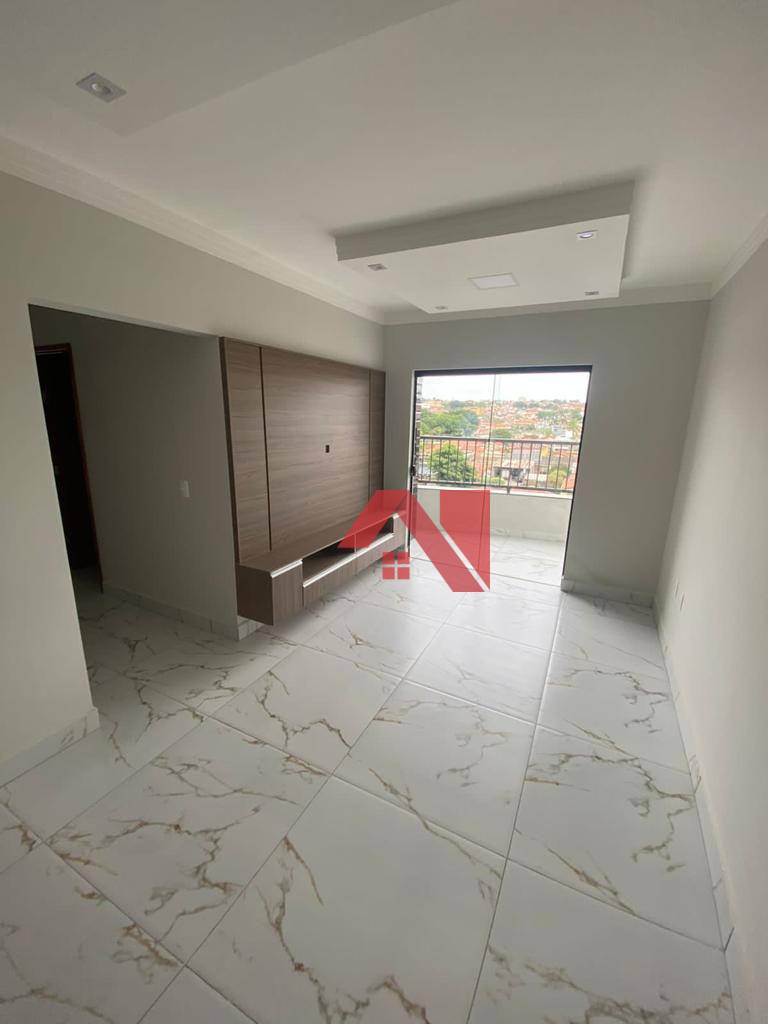 Apartamento à venda com 3 quartos, 96m² - Foto 1