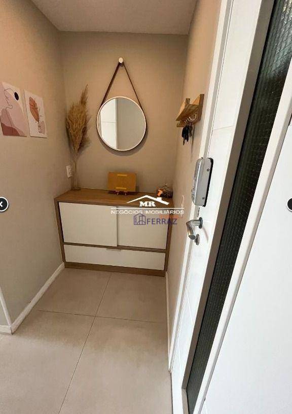 Apartamento à venda com 2 quartos, 75m² - Foto 13