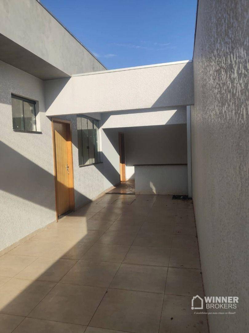 Casa à venda com 2 quartos, 45m² - Foto 3