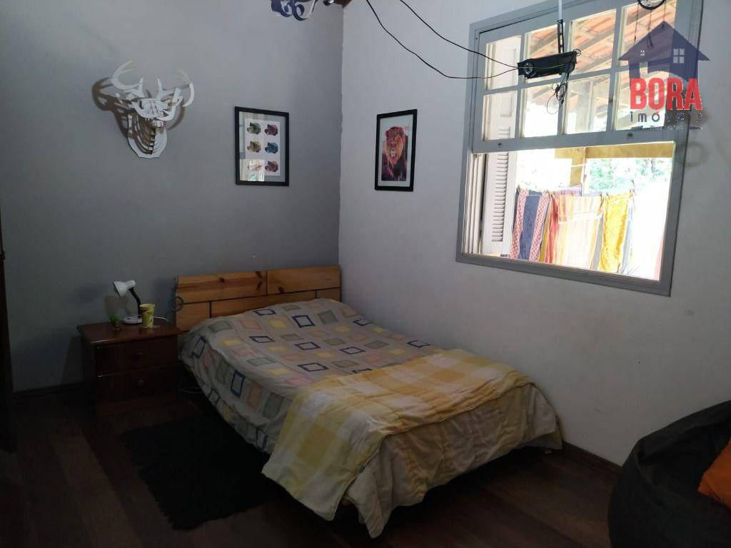 Casa à venda com 4 quartos, 350m² - Foto 40