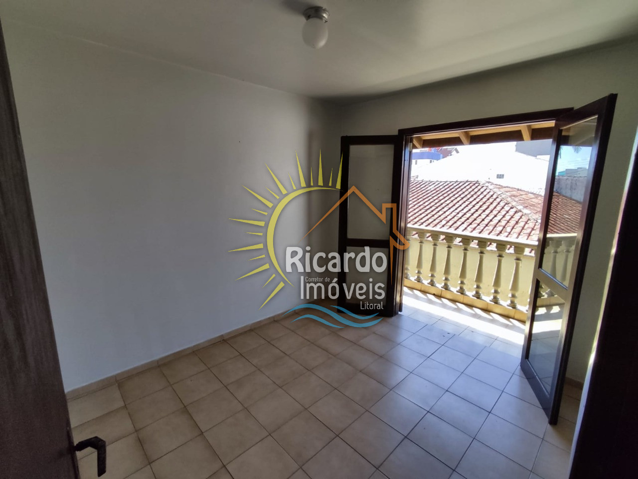 Casa à venda com 3 quartos, 84m² - Foto 11