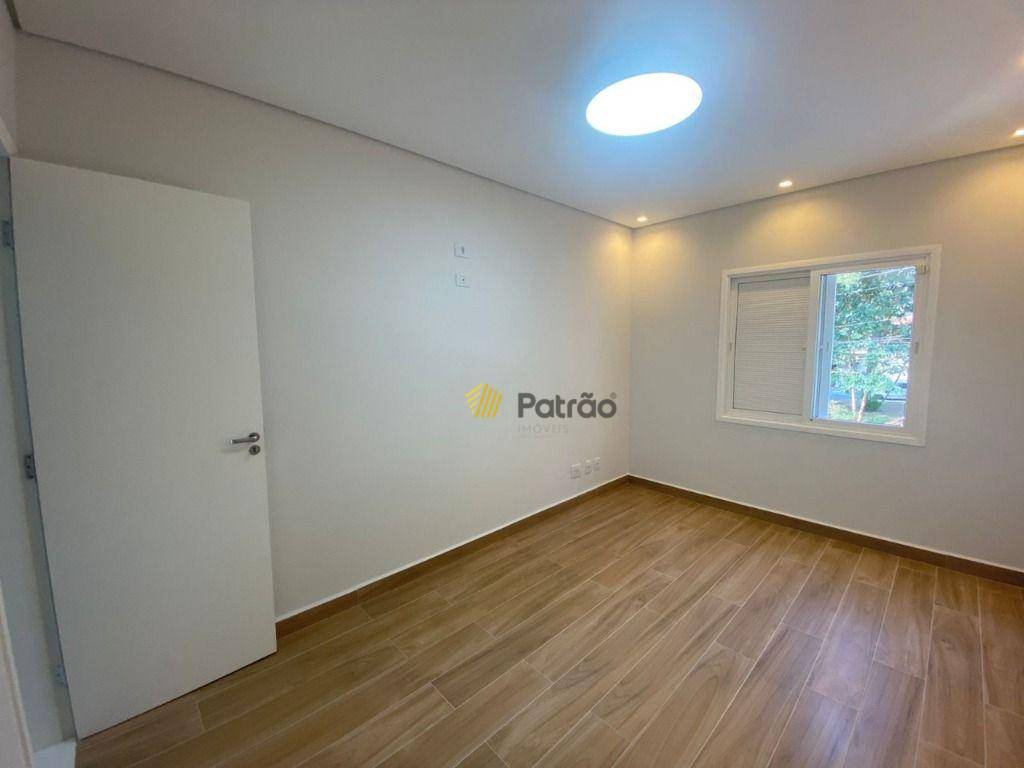 Sobrado à venda com 4 quartos, 280m² - Foto 2