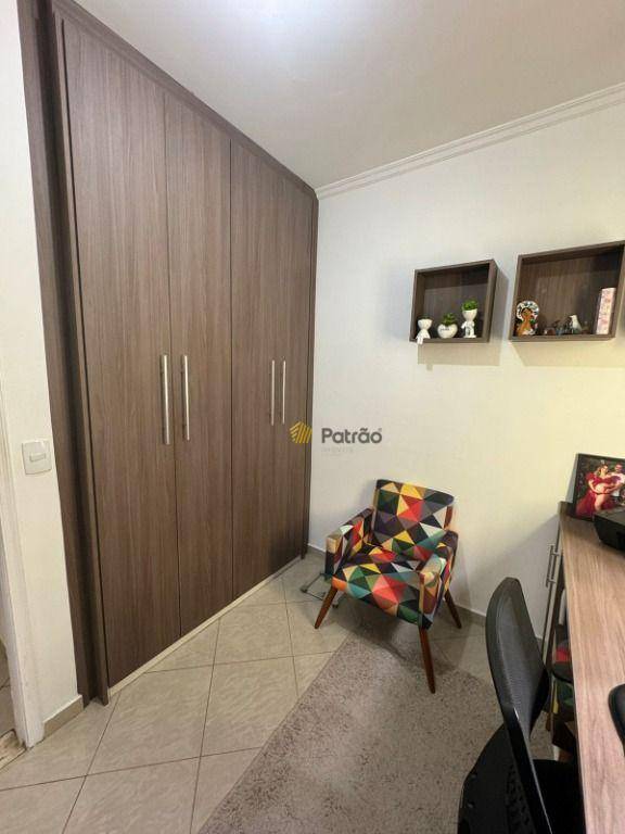 Apartamento à venda com 3 quartos, 72m² - Foto 7