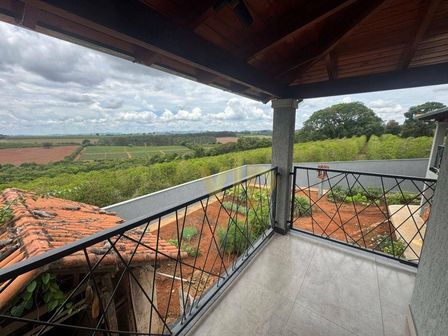 Casa à venda com 3 quartos, 250m² - Foto 3